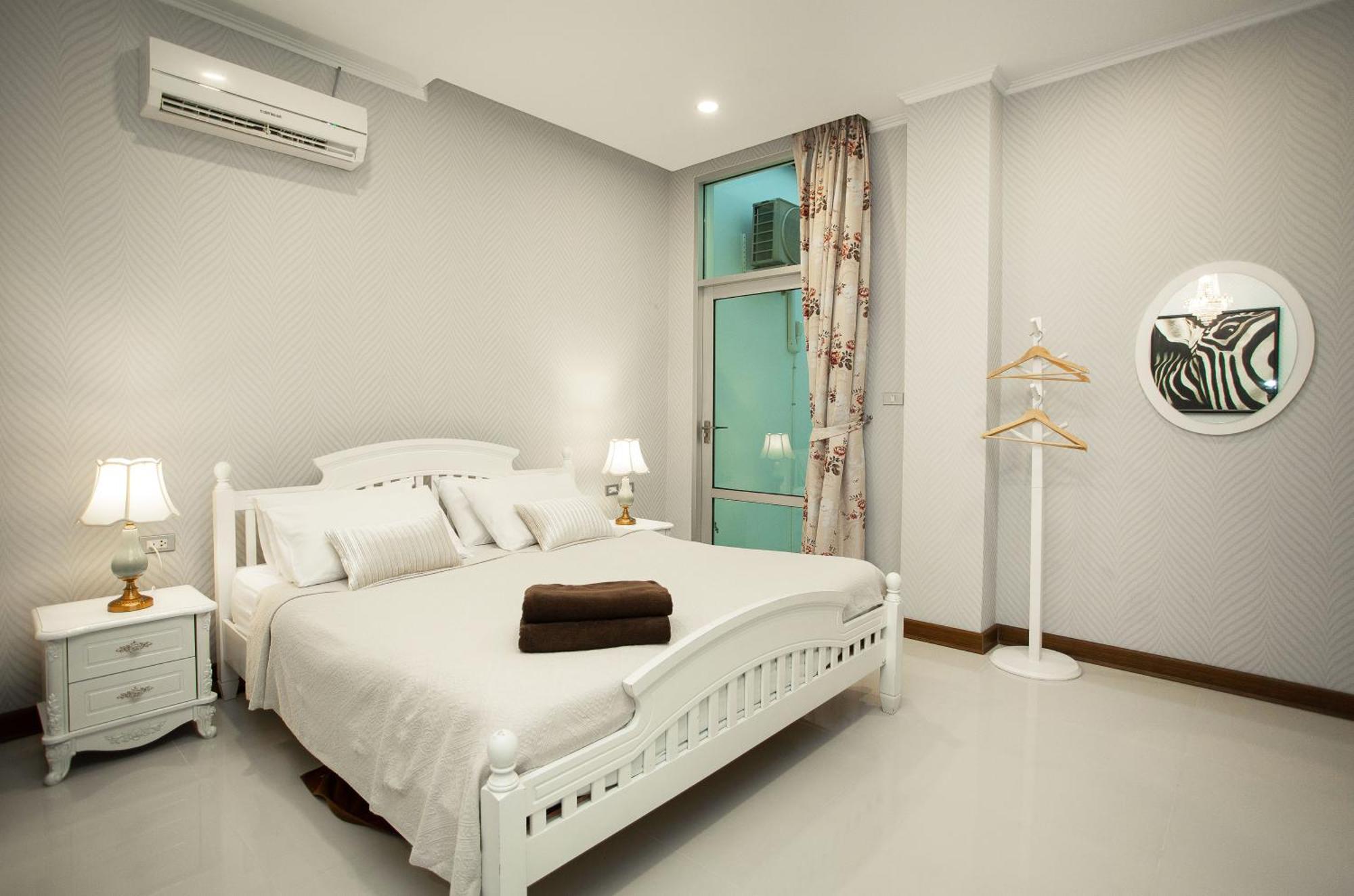 Nagawari Art Maldives Pattaya Villa На Джомтьен Экстерьер фото